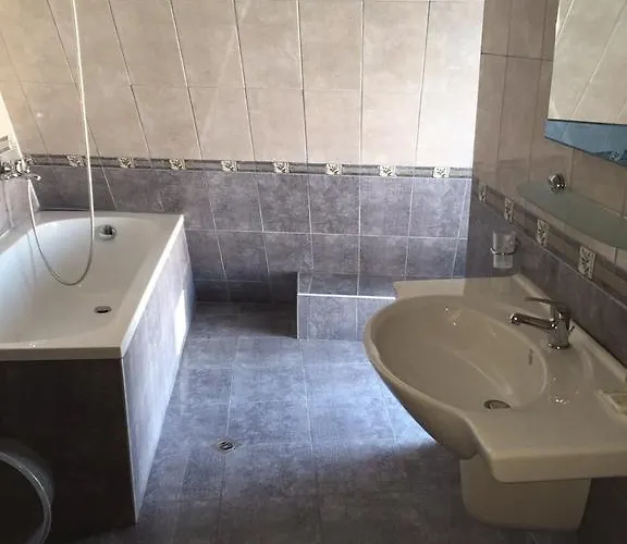 Ξενοδοχείο Eco Palace Πριμόρσκο