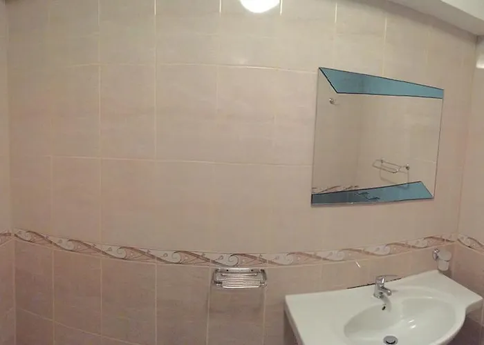 Eco Palace ホテル 3*